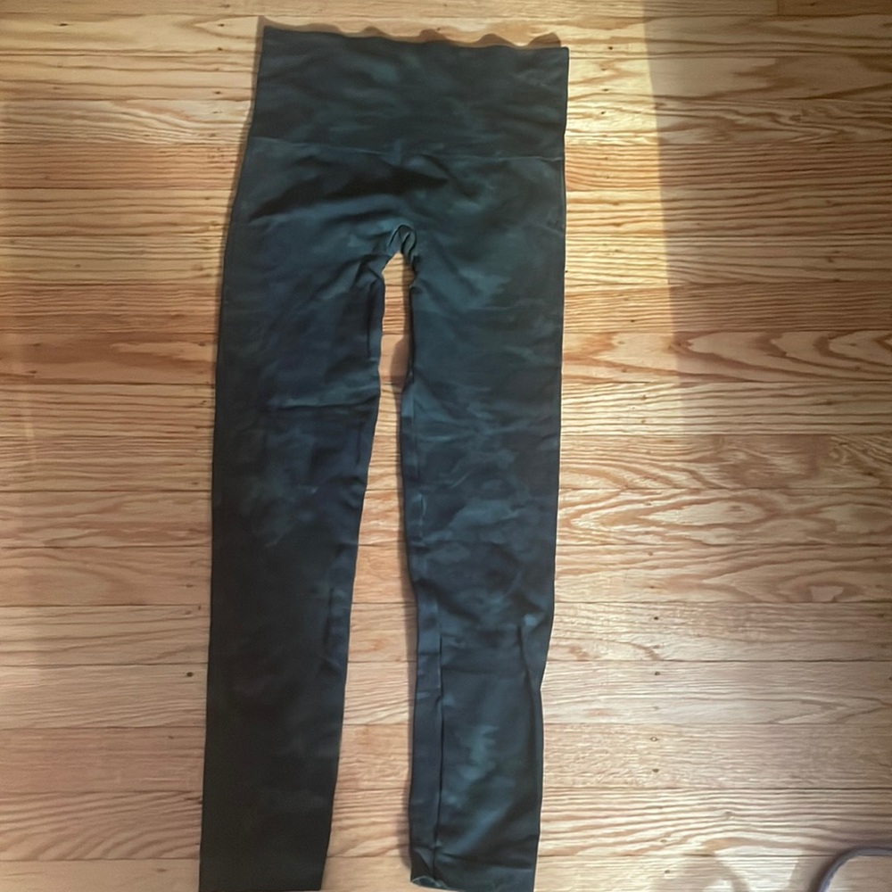 Spanx camo legging